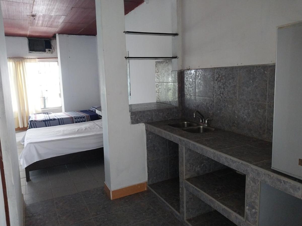 Amazon Breeze Iquitos Exterior photo