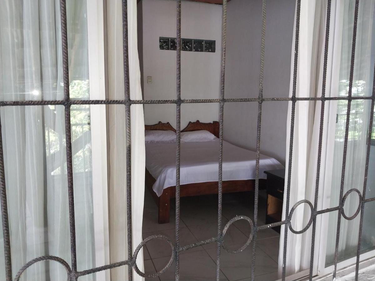 Amazon Breeze Iquitos Exterior photo