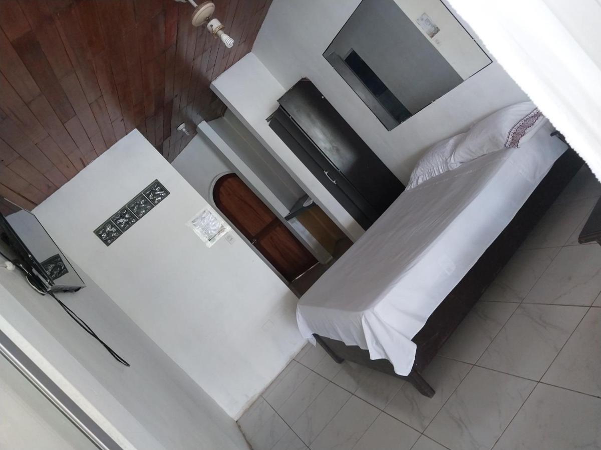 Amazon Breeze Iquitos Exterior photo